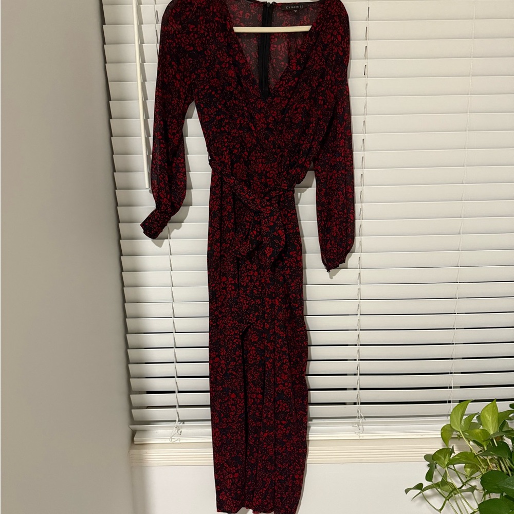 Dynamite Black and Red Long Sleeve Dress